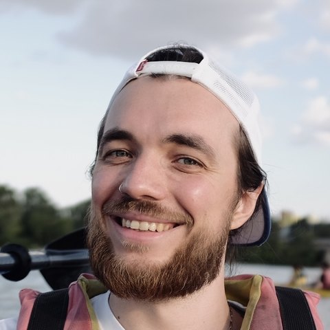 Yar, the founder of CashForStores